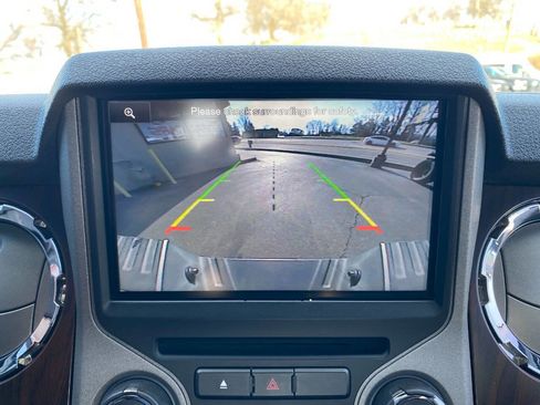 Used 2015 Ford F250 Lariat w/ Lariat Ultimate Package image 17