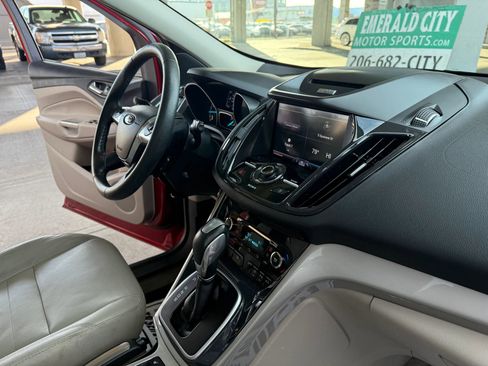 Used 2013 Ford Escape SEL image 24