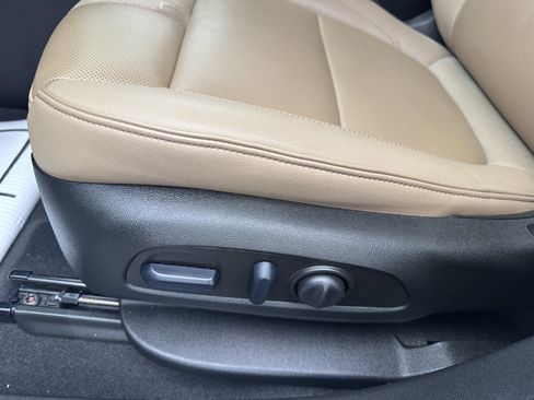 Used 2023 Chevrolet Blazer Premier w/ Driver Confidence II Package image 18