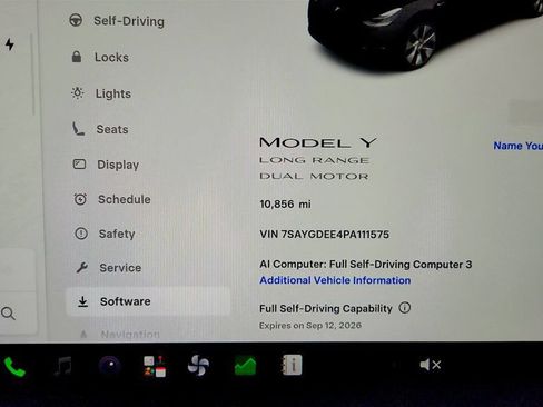 Used 2023 Tesla Model Y Long Range AWD/4WD image 15