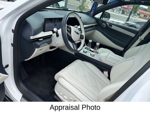 Used 2025 Genesis GV80 3.5T Prestige AWD/4WD image 6