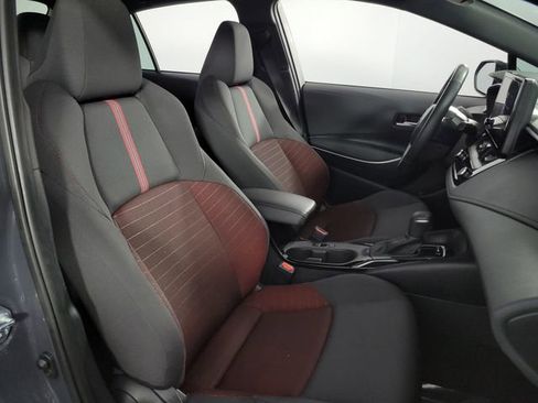 Used 2025 Toyota Corolla SE image 15