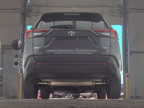 Used 2024 Toyota RAV4 LE image 8