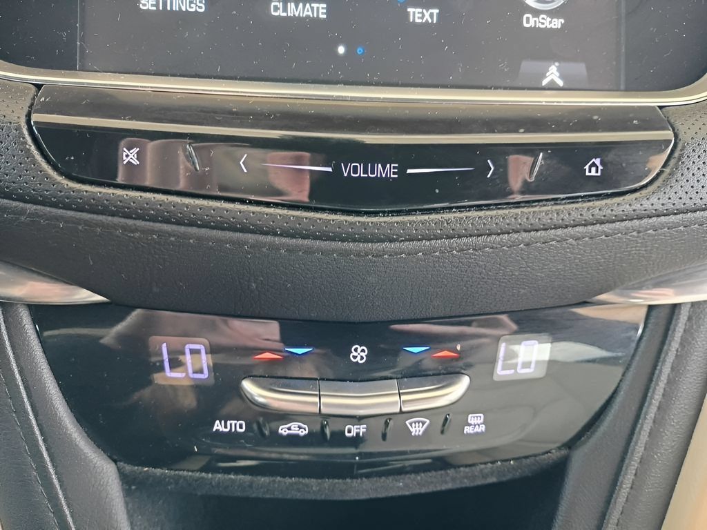 Used 2019 Cadillac XT5 FWD image 23