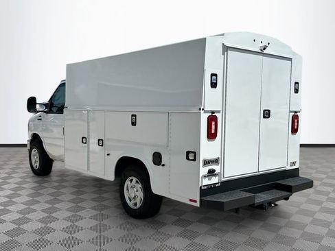 New 2026 Ford E-350 and Econoline 350 Super Duty w/ Power Equipment Group RWD image 4