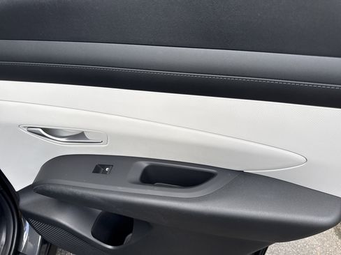 New 2026 Hyundai Tucson SEL image 15