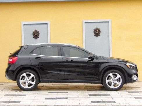 Used 2018 Mercedes-Benz GLA 250 image 7