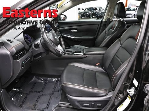 Used 2023 Nissan Sentra SR w/ SR Premium Package FWD image 14