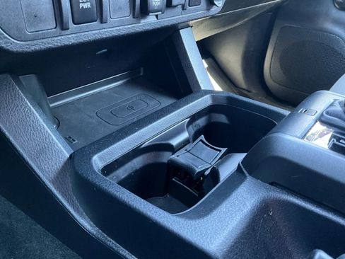 Used 2020 Toyota Tacoma TRD Sport image 16