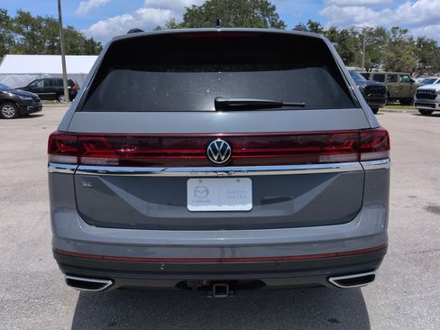 Used 2026 Volkswagen Atlas SE FWD image 6