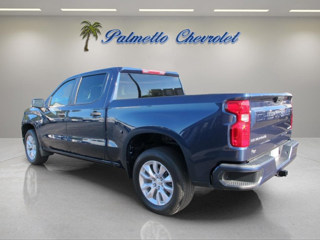 Certified 2022 Chevrolet Silverado 1500 Custom RWD image 4