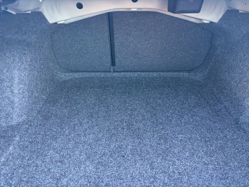 Used 2025 Volkswagen Jetta SE image 30