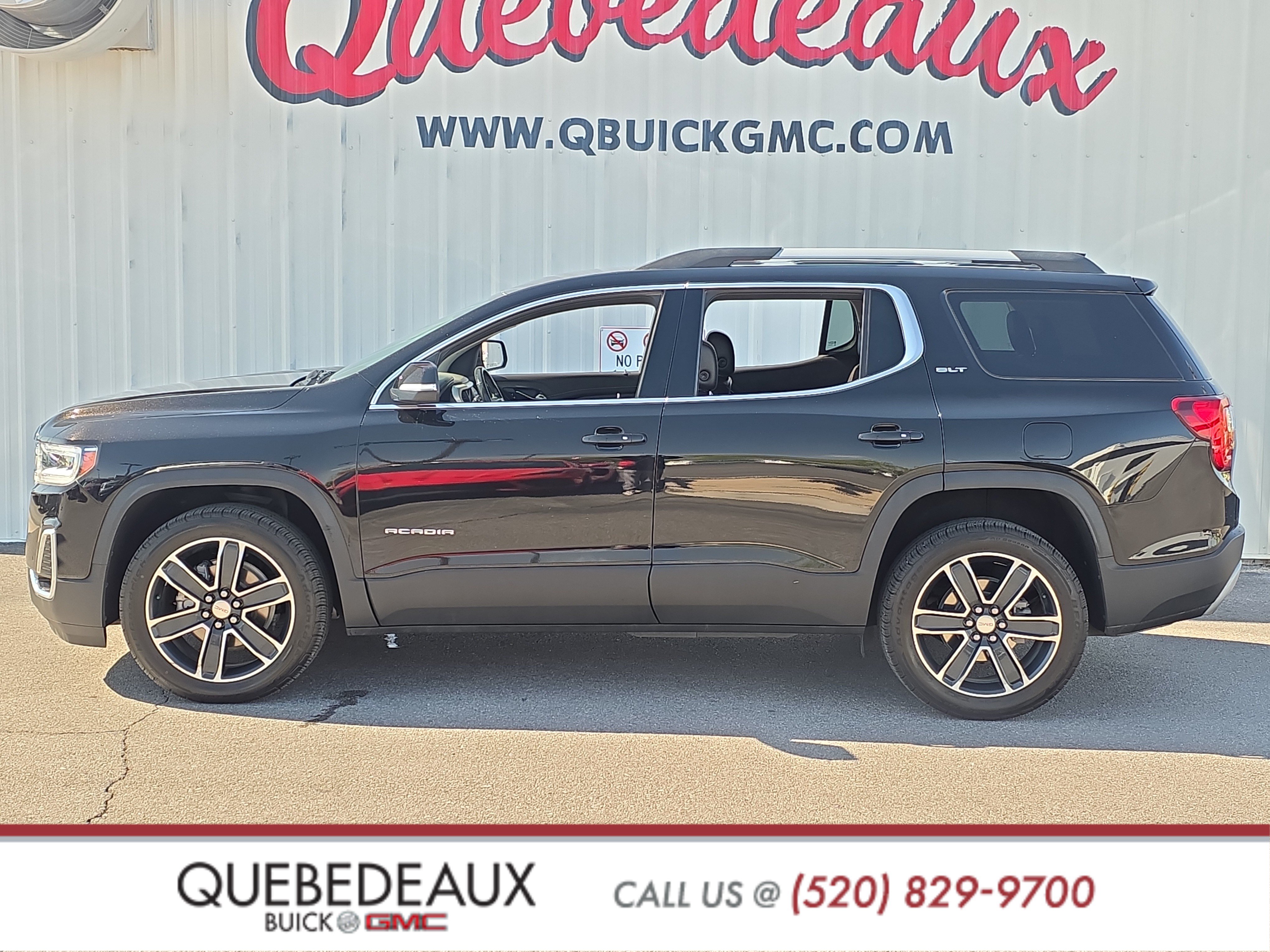 Used 2022 GMC Acadia SLT w/ Preferred Package FWD image 4