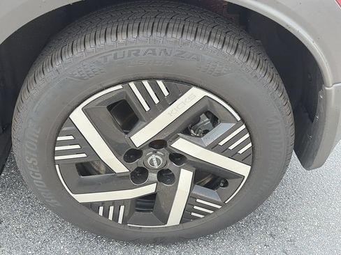 Certified 2026 Nissan Kicks SV w/ SV Premium Package FWD image 9