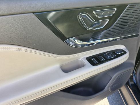 Used 2020 Lincoln Corsair AWD w/ Equipment Group 101A image 16