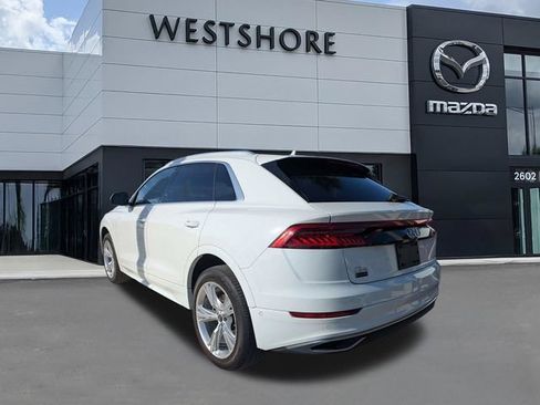 Used 2022 Audi Q8 Premium Plus AWD/4WD image 5