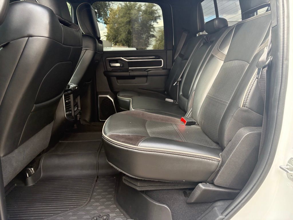 Used 2021 RAM 2500 Laramie w/ Night Edition AWD/4WD image 11
