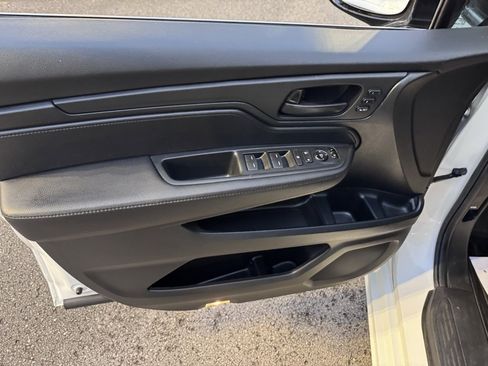 Certified 2024 Honda Odyssey Sport image 13