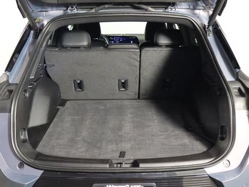 Used 2024 Chevrolet Equinox EV LT FWD image 16