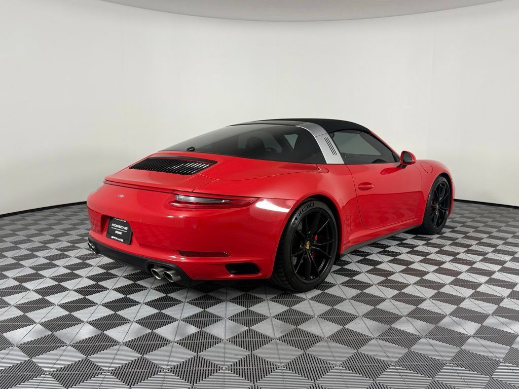 Used 2017 Porsche 911 Targa 4S AWD/4WD image 10