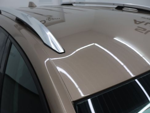 Used 2018 Chevrolet Equinox Premier image 4