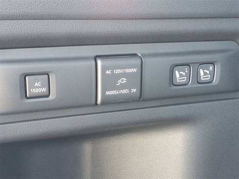 Used 2025 MAZDA CX-70 Plug-In Hybrid w/ Premium Plus image 10