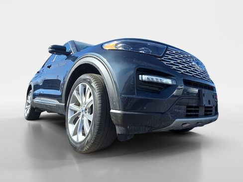 Used 2023 Ford Explorer Platinum w/ Premium Technology Package image 26