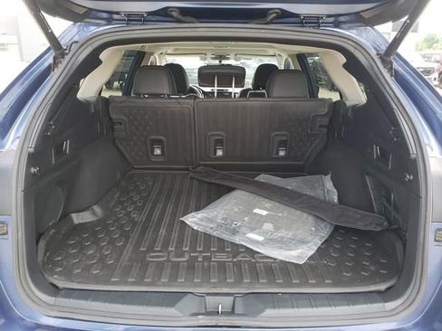 Used 2020 Subaru Outback Limited w/ Popular Package #2 AWD/4WD image 6