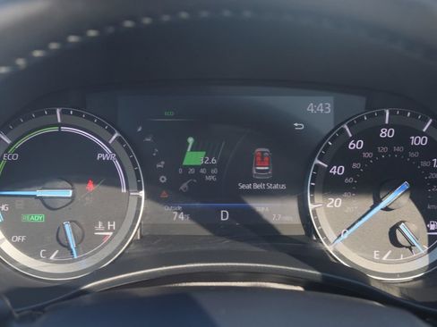 Used 2020 Toyota Highlander XLE AWD/4WD image 36