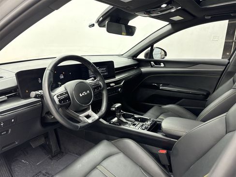 Used 2025 Kia K5 GT image 12