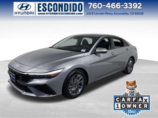 Certified 2025 Hyundai Elantra Blue 360° Tour