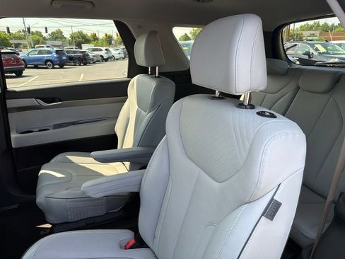 Used 2024 Hyundai Palisade SEL FWD image 26