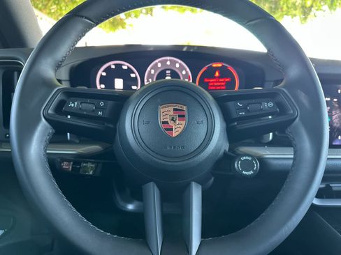 Certified 2026 Porsche Cayenne AWD/4WD image 26
