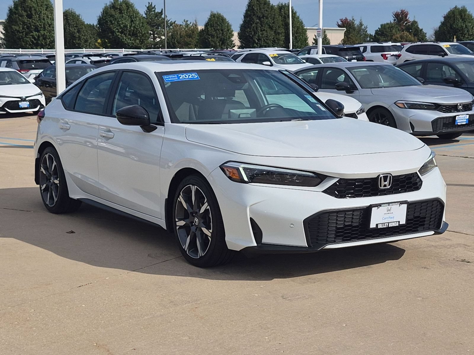 Certified 2025 Honda Civic Sport Touring image 5