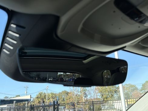 Certified 2025 Volvo XC60 B5 Plus image 27