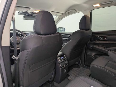 Used 2024 Subaru Ascent Premium w/ Convenience Package image 19
