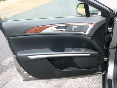 Used 2015 Lincoln MKZ AWD w/ Equipment Group 102A Reserve image 30