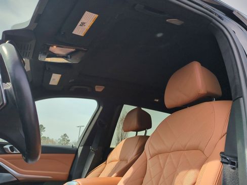 Certified 2023 BMW X7 xDrive40i w/ Executive Package image 16