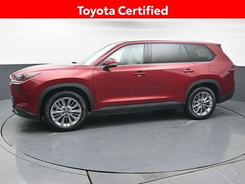 Certified 2025 Toyota Grand Highlander AWD image 2