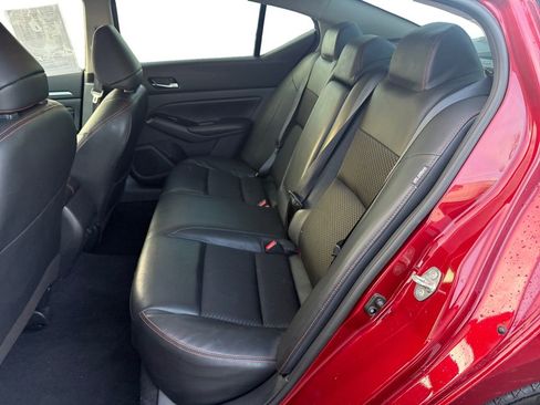 Used 2023 Nissan Altima 2.5 SR image 16