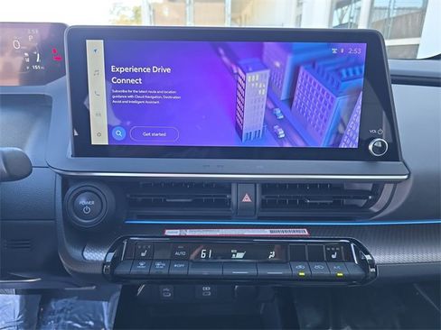 Used 2024 Toyota Prius XLE image 20