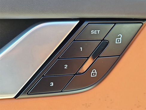 Certified 2025 Porsche 911 Carrera image 22