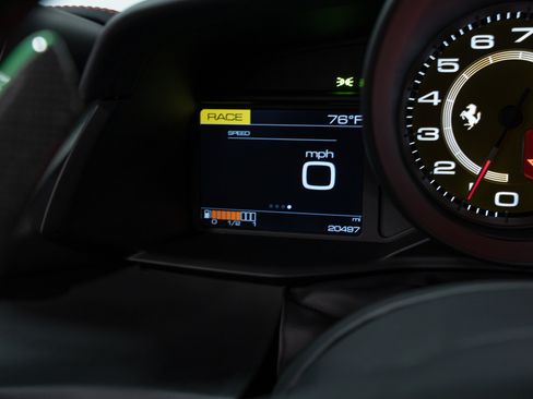 Used 2016 Ferrari 488 GTB RWD image 51
