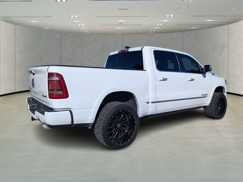 Used 2022 RAM 1500 Limited w/ Body Color Bumper Group image 3