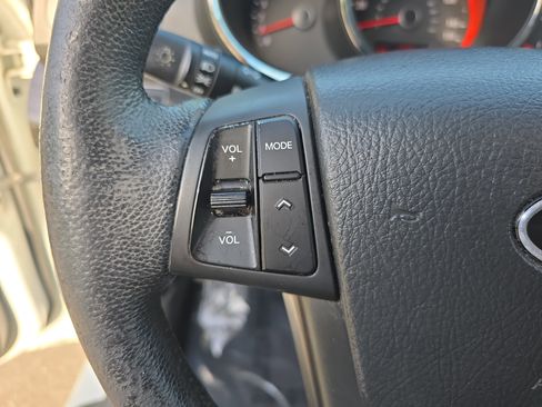 Used 2012 Kia Sorento SX w/ SX Premium Pkg image 19