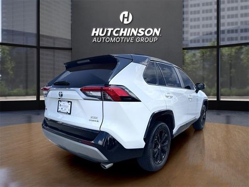 Used 2022 Toyota RAV4 XSE image 8