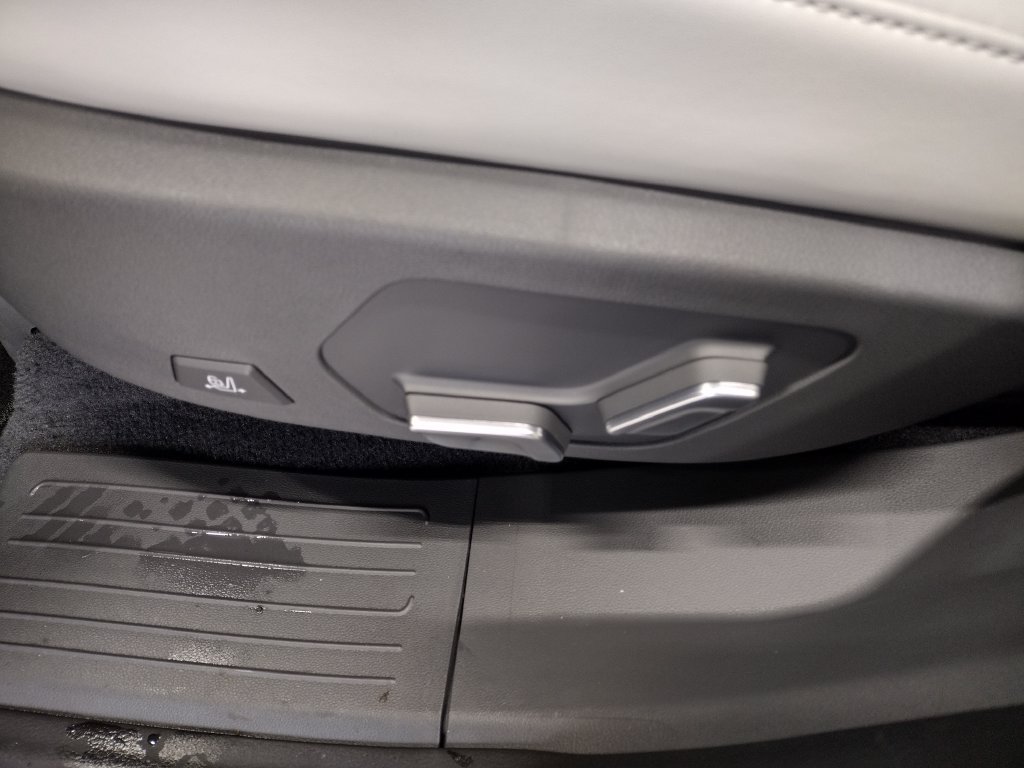 Certified 2025 Hyundai Santa Fe Calligraphy AWD/4WD image 35