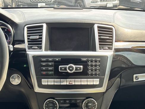 Used 2014 Mercedes-Benz ML 63 AMG 4MATIC image 17