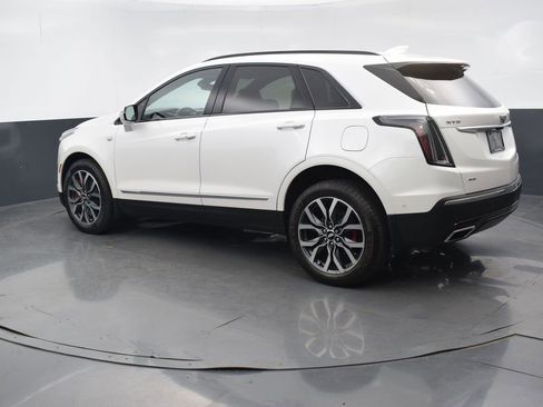 Used 2023 Cadillac XT5 Sportv w/ Technology Package AWD/4WD image 4