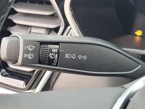 New 2026 GMC Canyon Elevation w/ Technology Package image 21